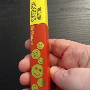 Maybelline - Superstay Matte Ink - NWT - 440 - Pleasure Seeker